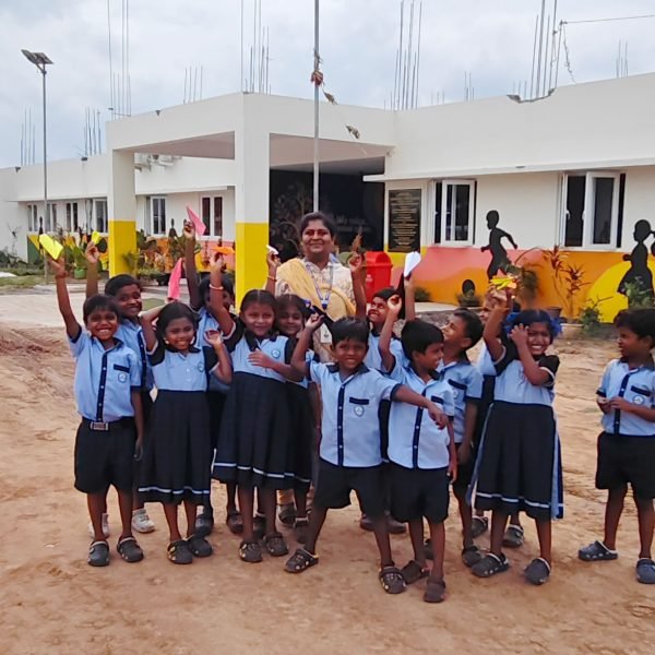 akshaya-trust-school-donate-2